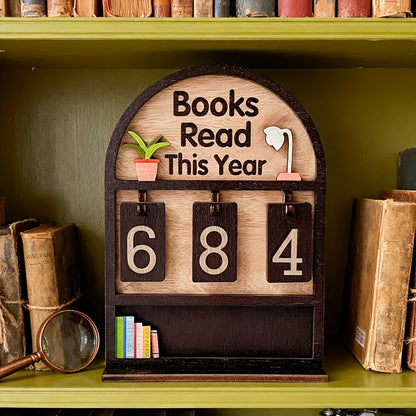 Wooden Annual Reading Count Display Piece
