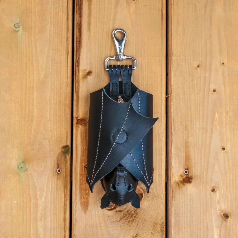 🔥Last Day 49% OFF - Leather Bat Coin Purse