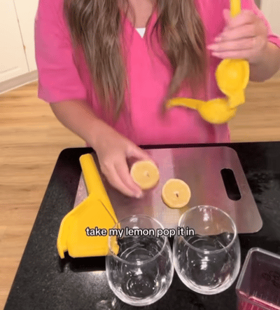 🍋 Squeeze Freshness Instantly  ✨ Ultimate Lemon Squeezer – For Effortless, Mess-Free Juicing All Day! 🍊