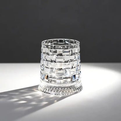 ✨ 360° Spinning Crystal Glass – Luxury Star-Cut Barware
