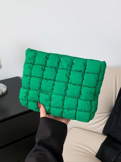 ✨Solid Color Quilted Design Clutch
