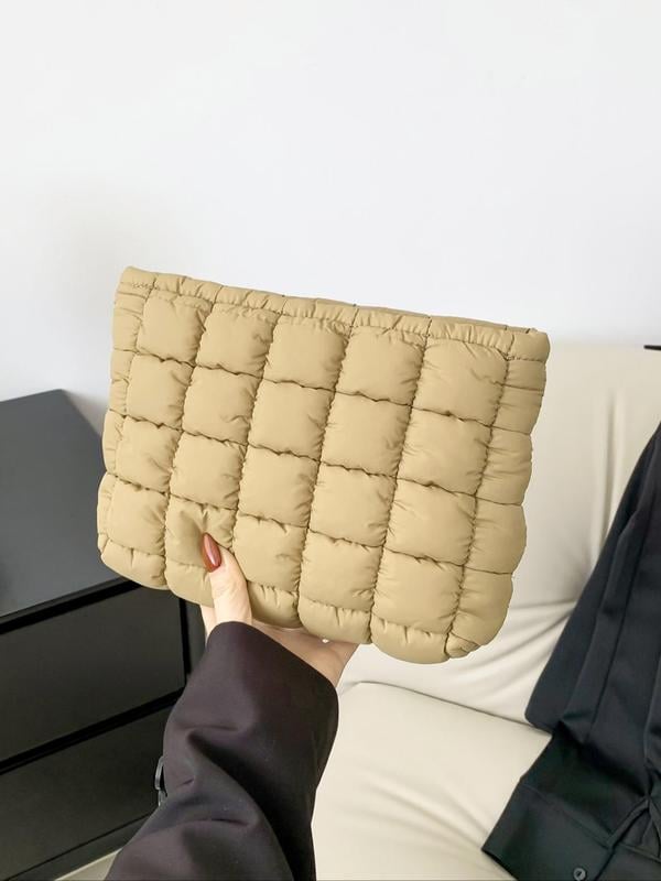 ✨Solid Color Quilted Design Clutch