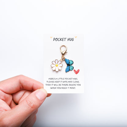 ✨Crafted by Hand-10 Sets Hug Favors(🦋Butterfly, Ladybird, Flower, Bee)