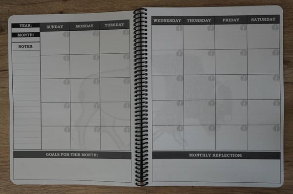 🔥🖤📚Themed Yearly Planner(✨Hardcover Book)