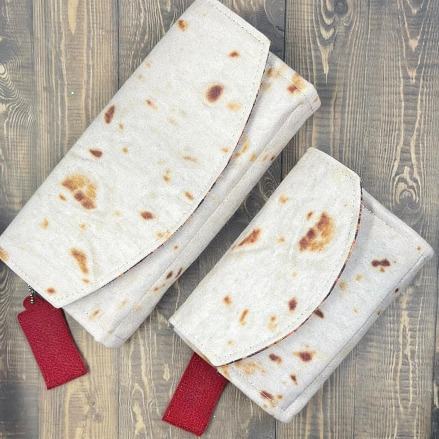 🔥LAST DAY 49% OFF - The Burrito Wallet – Your All-in-One Style & Storage Wrap! 🌯✨