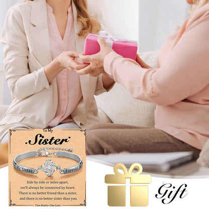 A Bracelet That Celebrates Your Unbreakable Friendship ❤️The Lucky Four-Leaf Clover Bracelet A symbol of luck, love, and the bond between best friends.