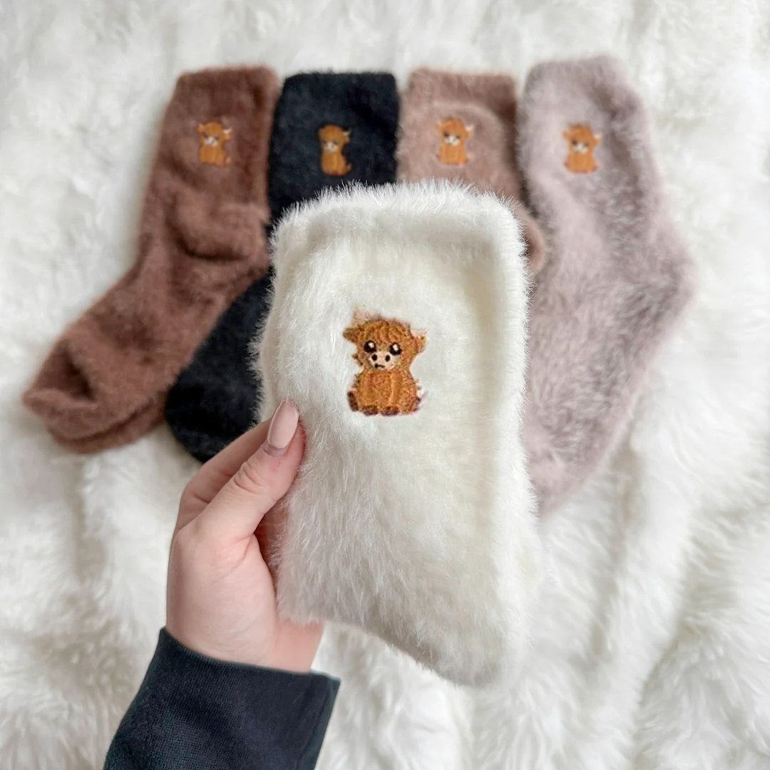 💕Warm Winter Sale 50% Off🐮5 Pairs Fuzzy Highland Cow Socks