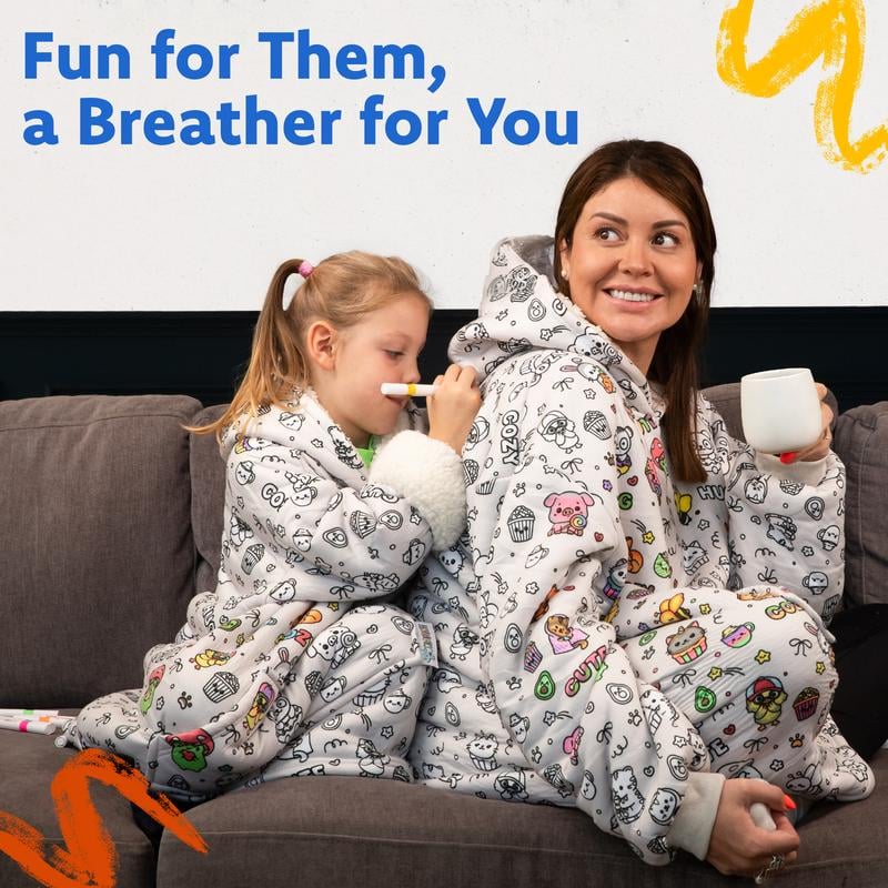 🔥HOT SALE 49% OFF - 🎨✨Cozy Companions Color-Your-Own Blanket Hoodie