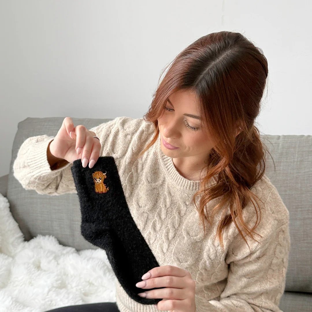 💕Warm Winter Sale 50% Off🐮5 Pairs Fuzzy Highland Cow Socks